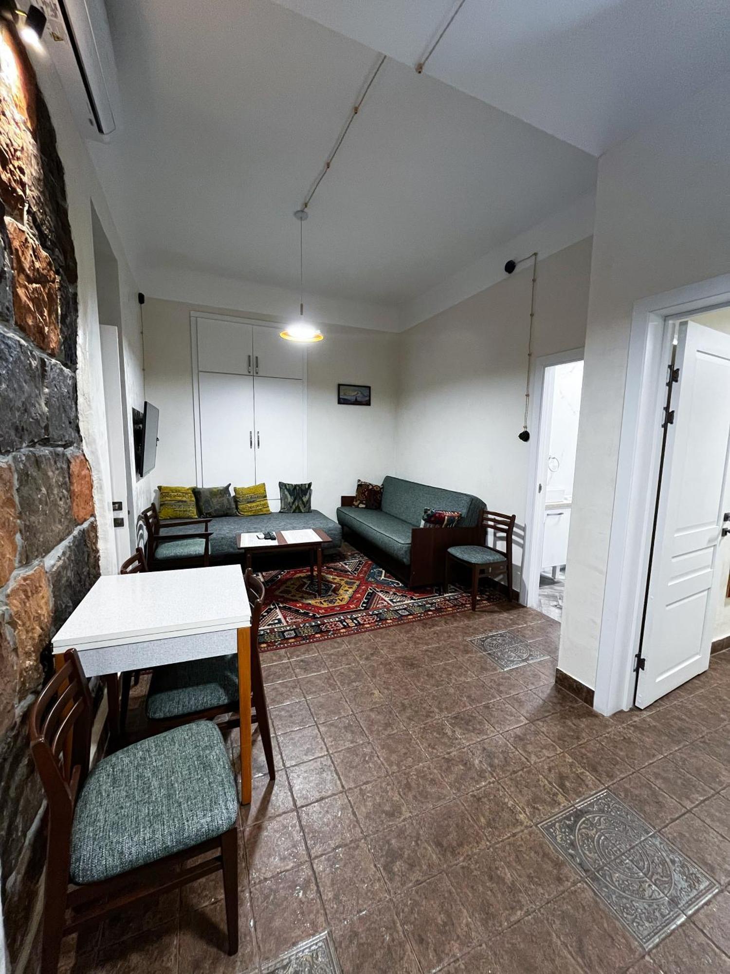 Apartments Pushkin Street Γιερεβάν Εξωτερικό φωτογραφία