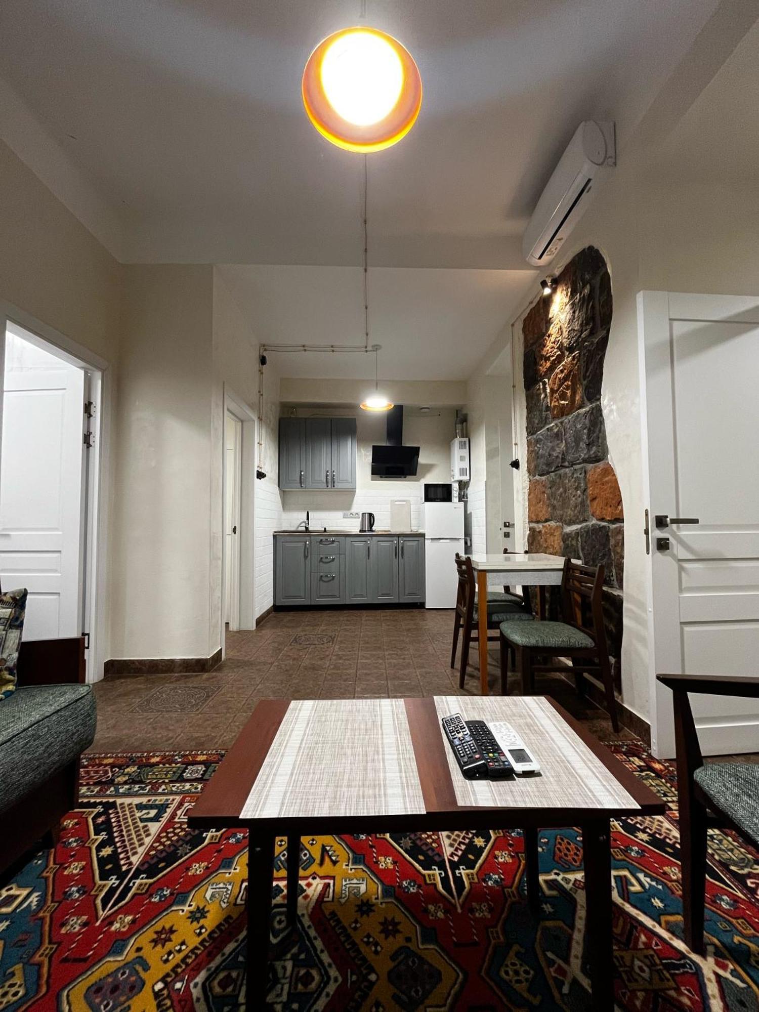 Apartments Pushkin Street Γιερεβάν Εξωτερικό φωτογραφία